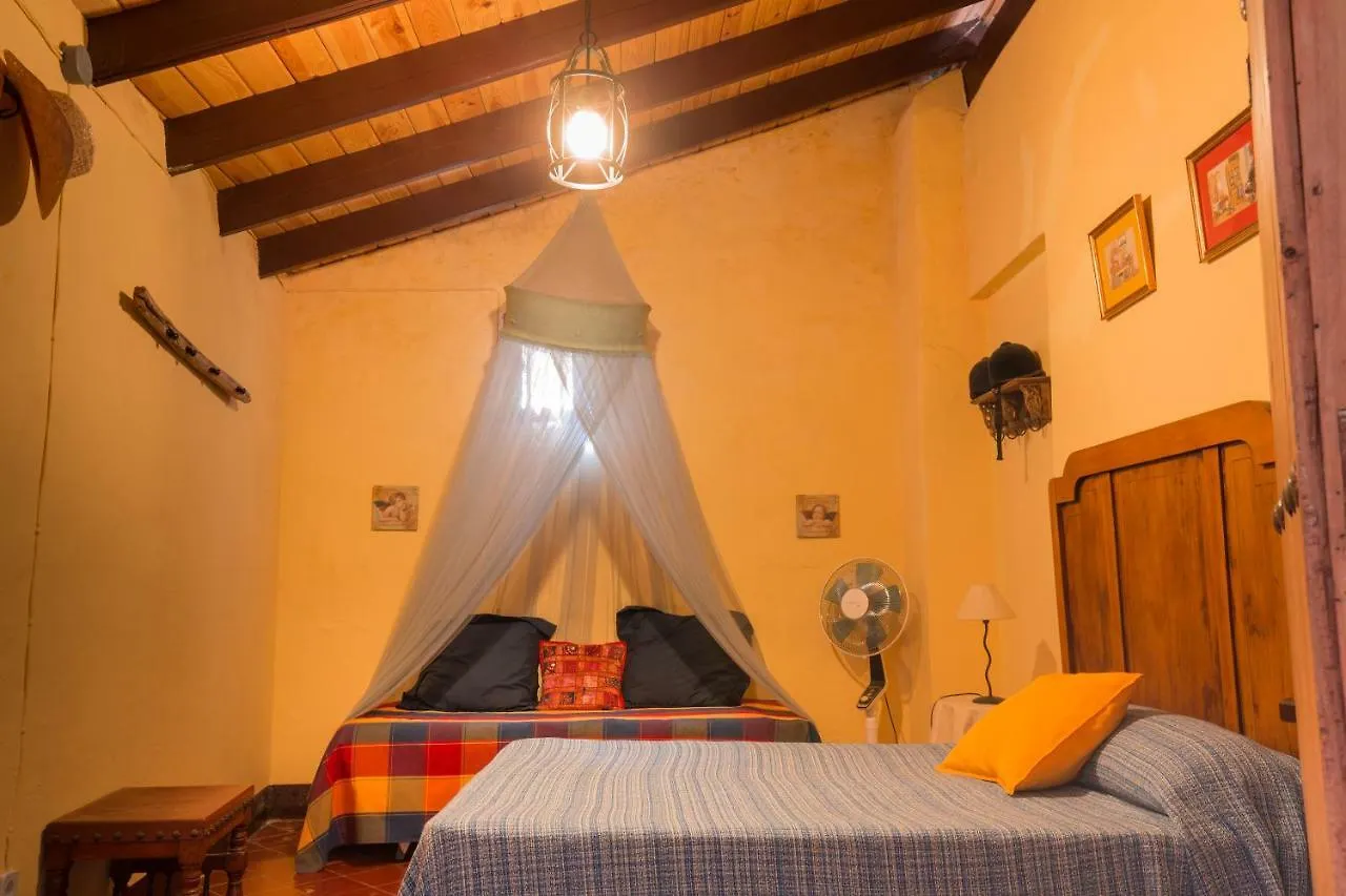 Casa Centenaria Con Encanto Zufre